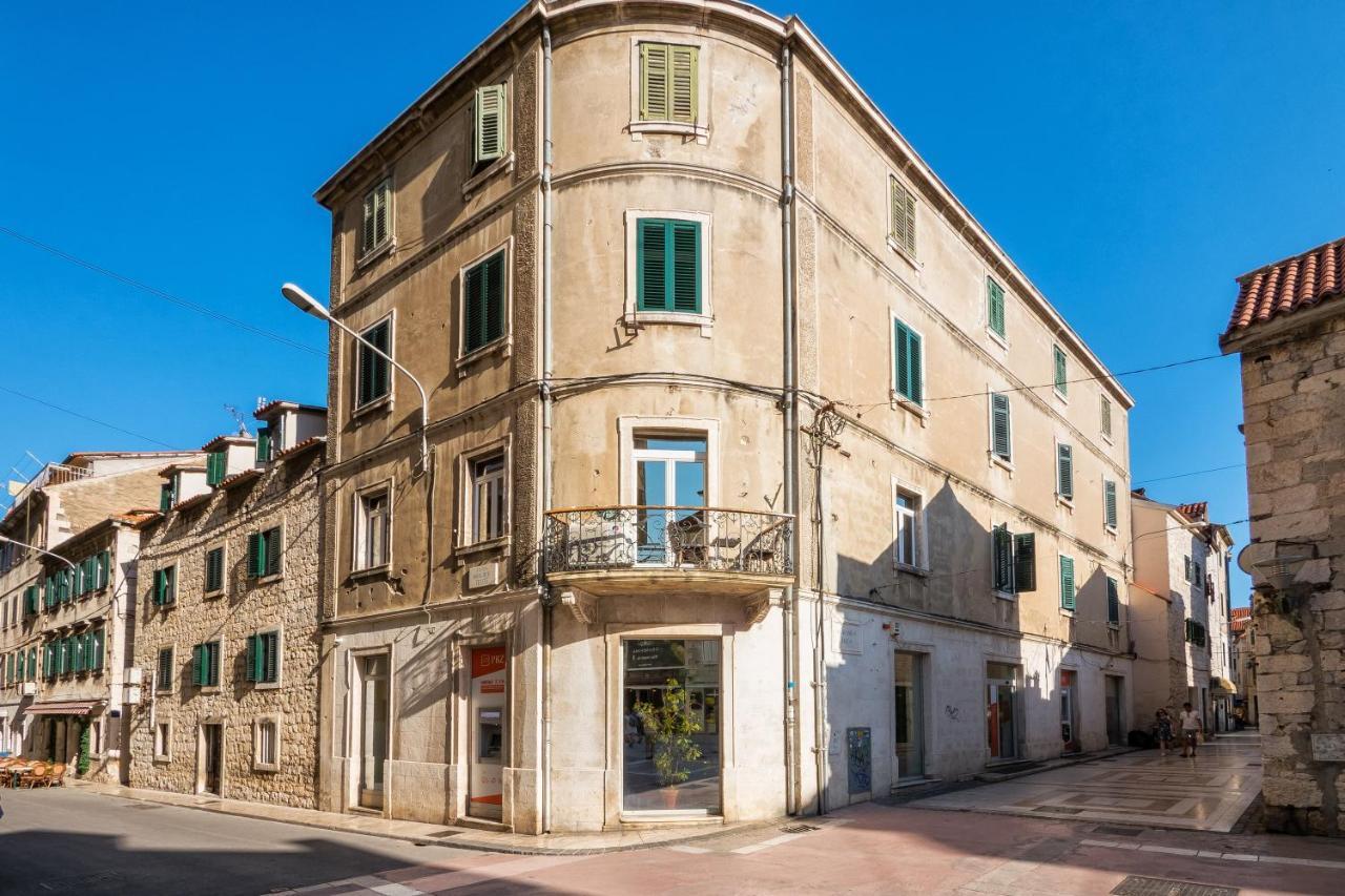 Apartment Queen Teuta In The Heart Of Split Historical Heritage Экстерьер фото